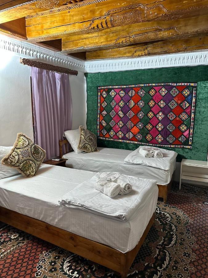 Mekhtar Ambar Hotel Bukhara Esterno foto